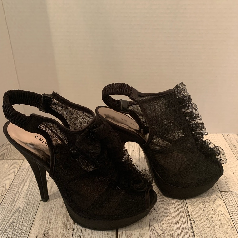 Chinese Laundry Black Lace and Ruffle Slingback Stilettos. - Picture 2 of 7